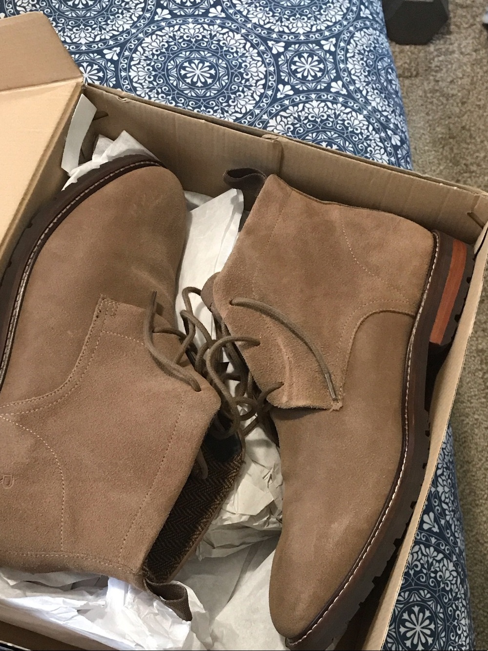 Rockport Men's Tan Suede Chukka Boots - Lace-Up Casual